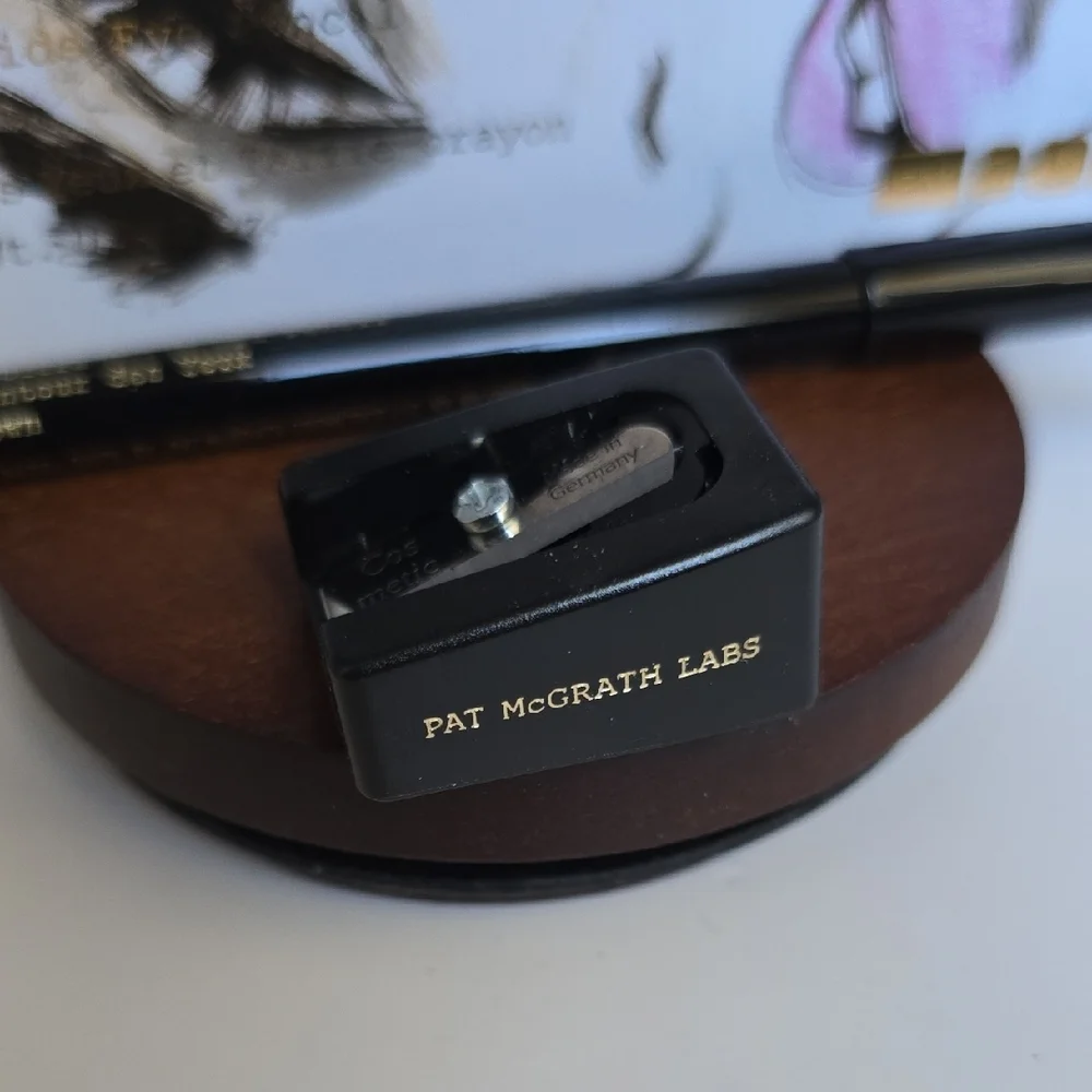Pat McGrath Labs PermaGel - Blitz Brown -Ultra Glide Eye Pencil with Sharpener